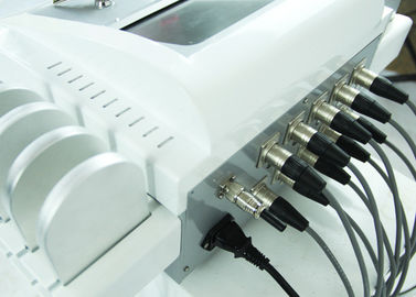 laser de Lipo del dispositivo de la belleza del LCD de 8,4 pulgadas que adelgaza la máquina para las nalgas, brazos, cintura