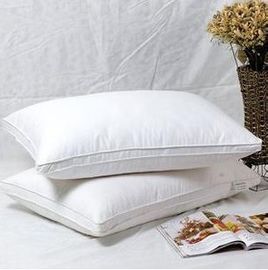 Pluma del pato y abajo relleno abajo de la almohada de la pluma lujosa e hipoalérgica