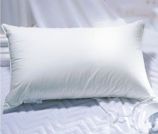 Fibra hueco mullida colorida de la puntada doble del parte movible de la almohada de la microfibra que llena para el hogar y el hotel