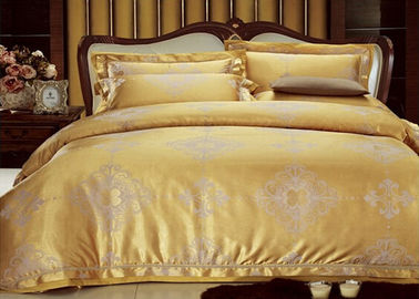 El lecho del mismo tamaño de oro fija el lecho con 2 fundas de almohada, 1 cubierta de Tencel del edredón