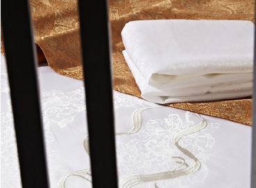 Ropa de cama del hotel de lujo de la bandera de la cama de Tencel elegante para 4/5 hoteles de las estrellas